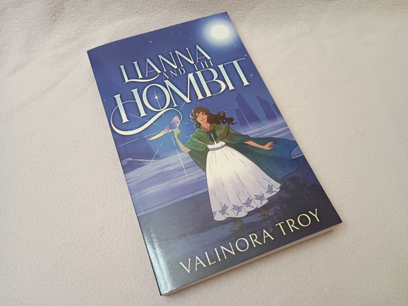 Book Review: Lianna and the Hombit by Valinora Troy